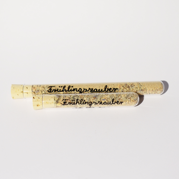 Frühlingszauber. "Eine blumig frische Mischung".