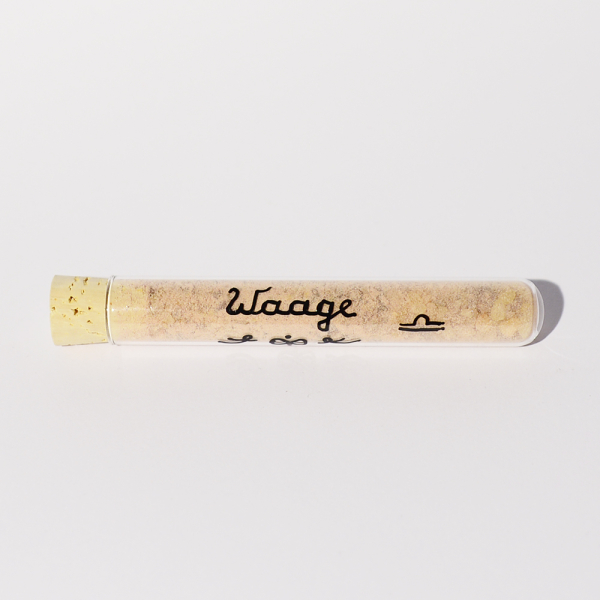 Waage, "ausgleichend".