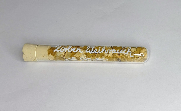 Zirbenweihrauch. "Reinigend".