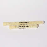 Dammar/Damar. "Aufhellend".